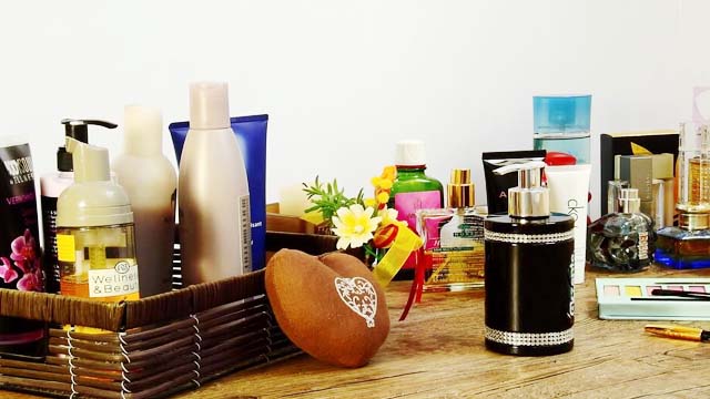 Why some cosmetics may cause a skin rash
