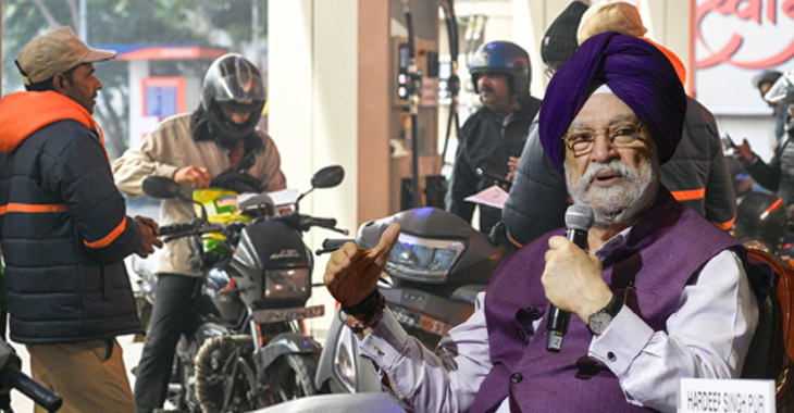 India's oil and petroleum product reserves last 74 days